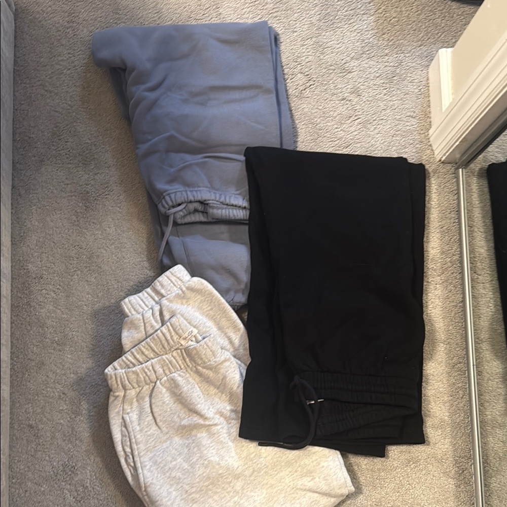 SKIMS NAVY, ARIZTIA BLACK, BRANDY GREY sweatpants all no flaws!!